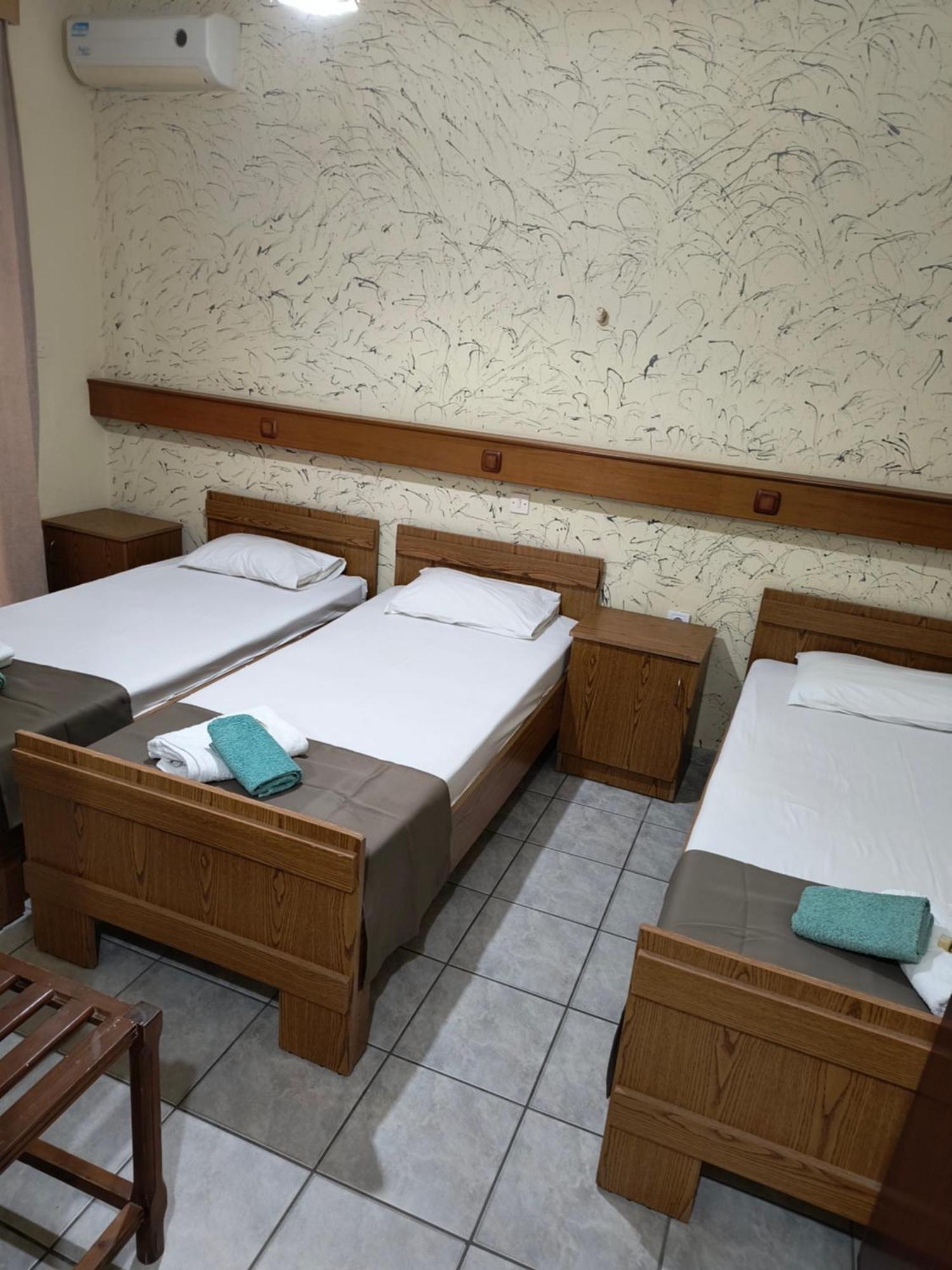 Amelies Apartments Paralía エクステリア 写真